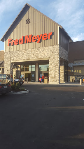 Grocery Store «Fred Meyer», reviews and photos, 17005 SE Sunnyside Rd, Happy Valley, OR 97086, USA