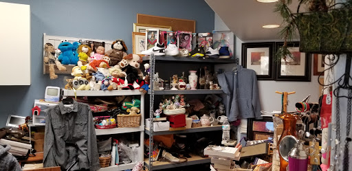 Thrift Store «Dog Junkies Thrift Store», reviews and photos, 4611 N Rancho Dr, Las Vegas, NV 89130, USA