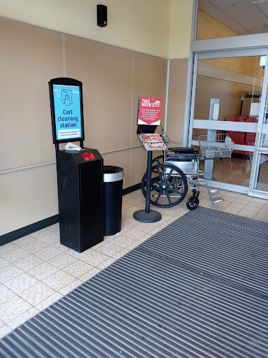 Supermarket «ALDI», reviews and photos, 18867 E 9 Mile Rd, Eastpointe, MI 48021, USA