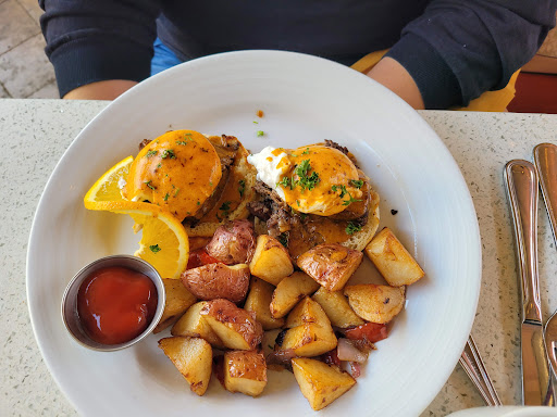 Dessert Restaurant «The Pastry Swan Bakery», reviews and photos, 73580 El Paseo c, Palm Desert, CA 92260, USA