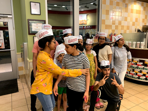 Donut Shop «Krispy Kreme», reviews and photos, 12648 Jefferson Ave, Newport News, VA 23602, USA