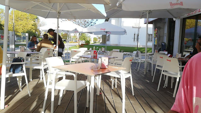 Flôr De Cantanhede - Padaria, Pastelaria, Pizzeria, Lda. - Cafeteria