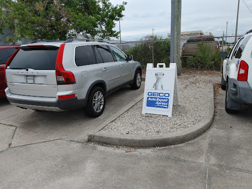 Auto Body Shop «Gerber Collision & Glass», reviews and photos, 6933 Vickie Cir, West Melbourne, FL 32904, USA