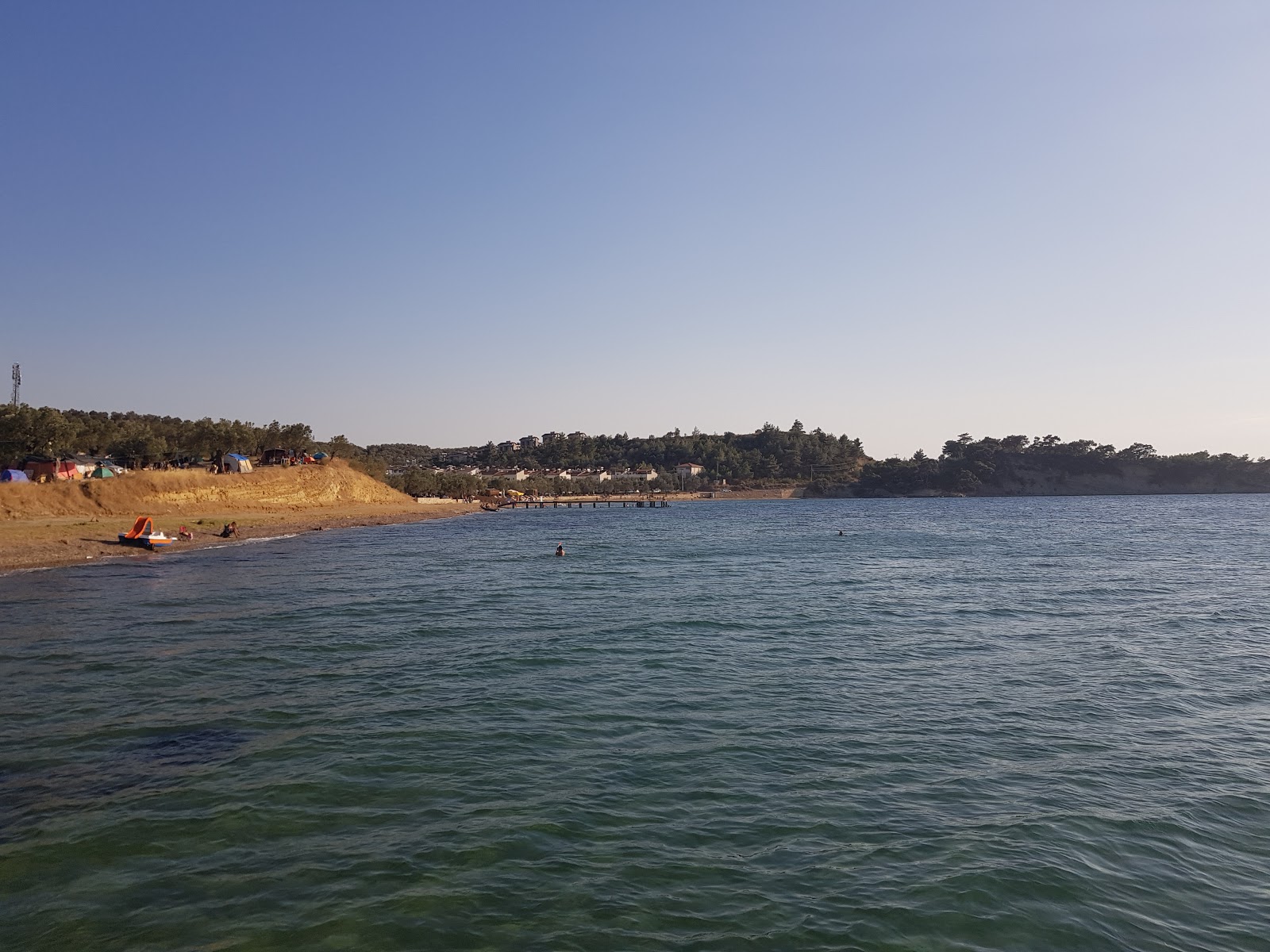 Photo de Zeytinli kamp beach avec un rivage spacieux