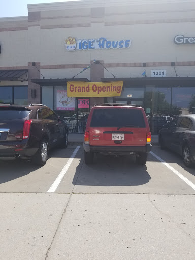 Donut Shop «Sara Donut», reviews and photos, 1301 W Glade Rd # 116, Euless, TX 76039, USA