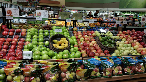 Supermarket «Publix Super Market at Country Club Plaza», reviews and photos, 18496 NW 67th Ave, Hialeah, FL 33015, USA