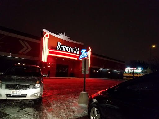 Bowling Alley «Brunswick Zone Glendale Heights», reviews and photos, 558 North Ave, Glendale Heights, IL 60139, USA