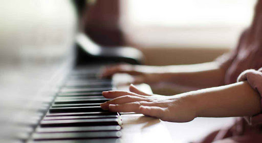 CORSI DI PIANO Lezioni e corsi di pianoforte classico e moderno
