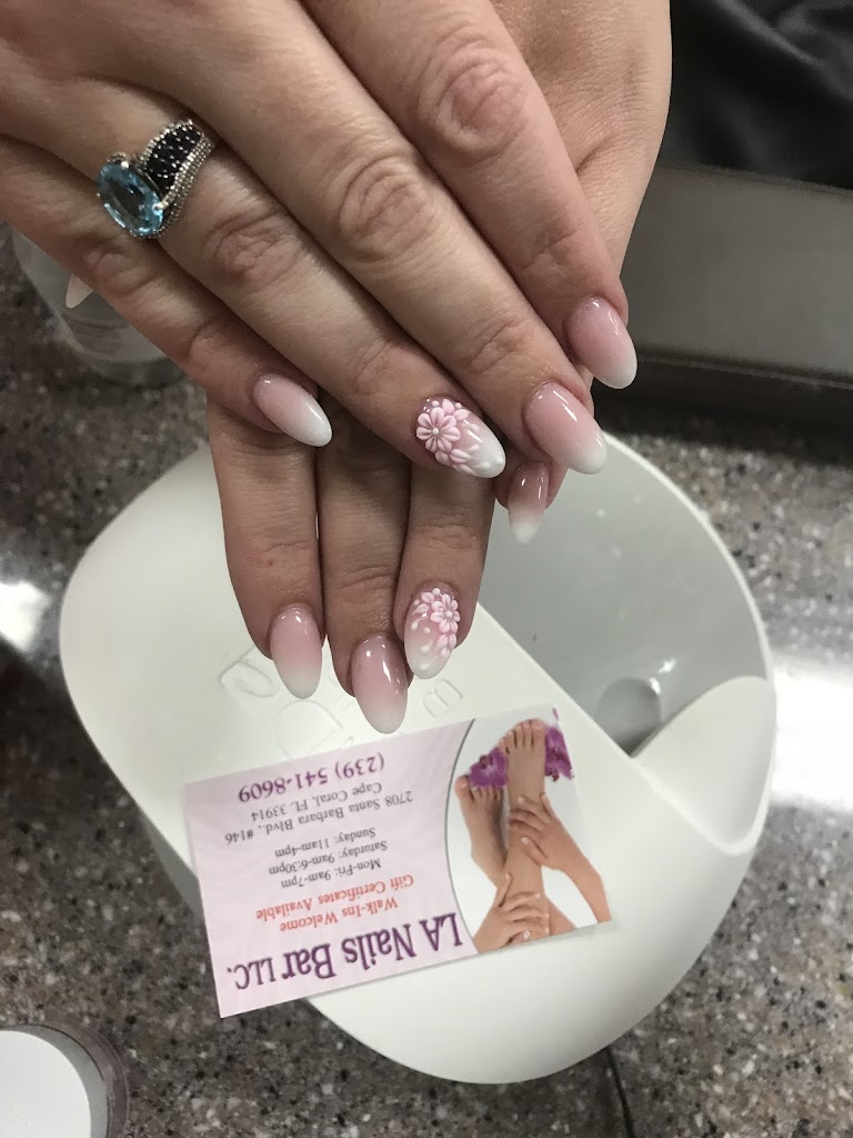 L A nails bar 33914