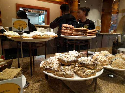 Department Store «Nordstrom MacArthur Center», reviews and photos, 301 Cumberland St, Norfolk, VA 23510, USA