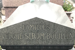 Tombe de Pierre Levegh (Bouillin)