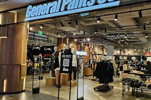 General Pants Co. Melbourne Central image