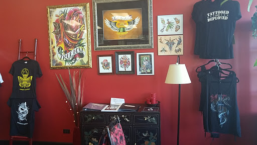 Tattoo Shop «Liberty Tattoo Inc», reviews and photos, 1027 N Milwaukee Ave, Libertyville, IL 60048, USA