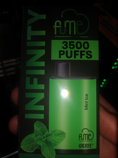 Tobacco Shop «Tobacco Expo», reviews and photos, 1509 N Prospect Ave, Champaign, IL 61820, USA