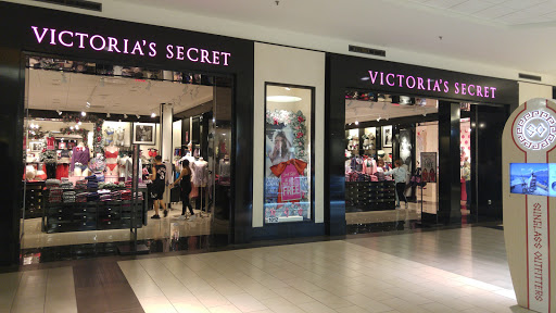 Victoria's Secret & PINK