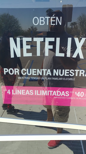 Cell Phone Store «T-Mobile», reviews and photos, 79485 CA-111 Suite 1, La Quinta, CA 92253, USA