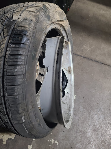 Auto Repair Shop «Fleet Doc Auto Repair & Maintenance», reviews and photos, 1031 Contract St, Lexington, KY 40505, USA