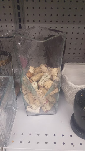 Thrift Store «Goodwill Central Texas Lake Austin Store», reviews and photos