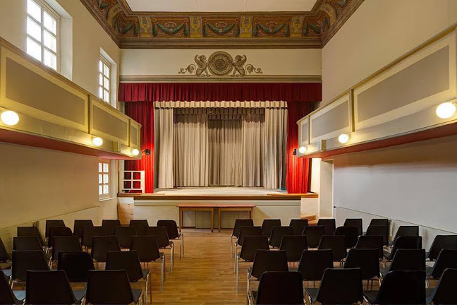 Rezensionen über Teatro Sociale Arogno in Lugano - Kulturzentrum