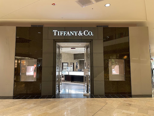 Jewelry Store «Tiffany & Co.», reviews and photos, 1000 Ross Park Mall Dr, Pittsburgh, PA 15237, USA