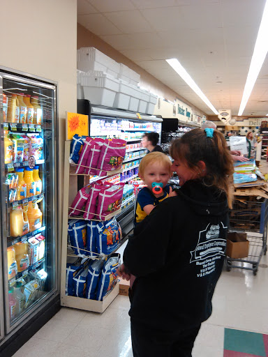 Supermarket «Tradewinds Marketplace», reviews and photos, 15 South St, Blue Hill, ME 04614, USA