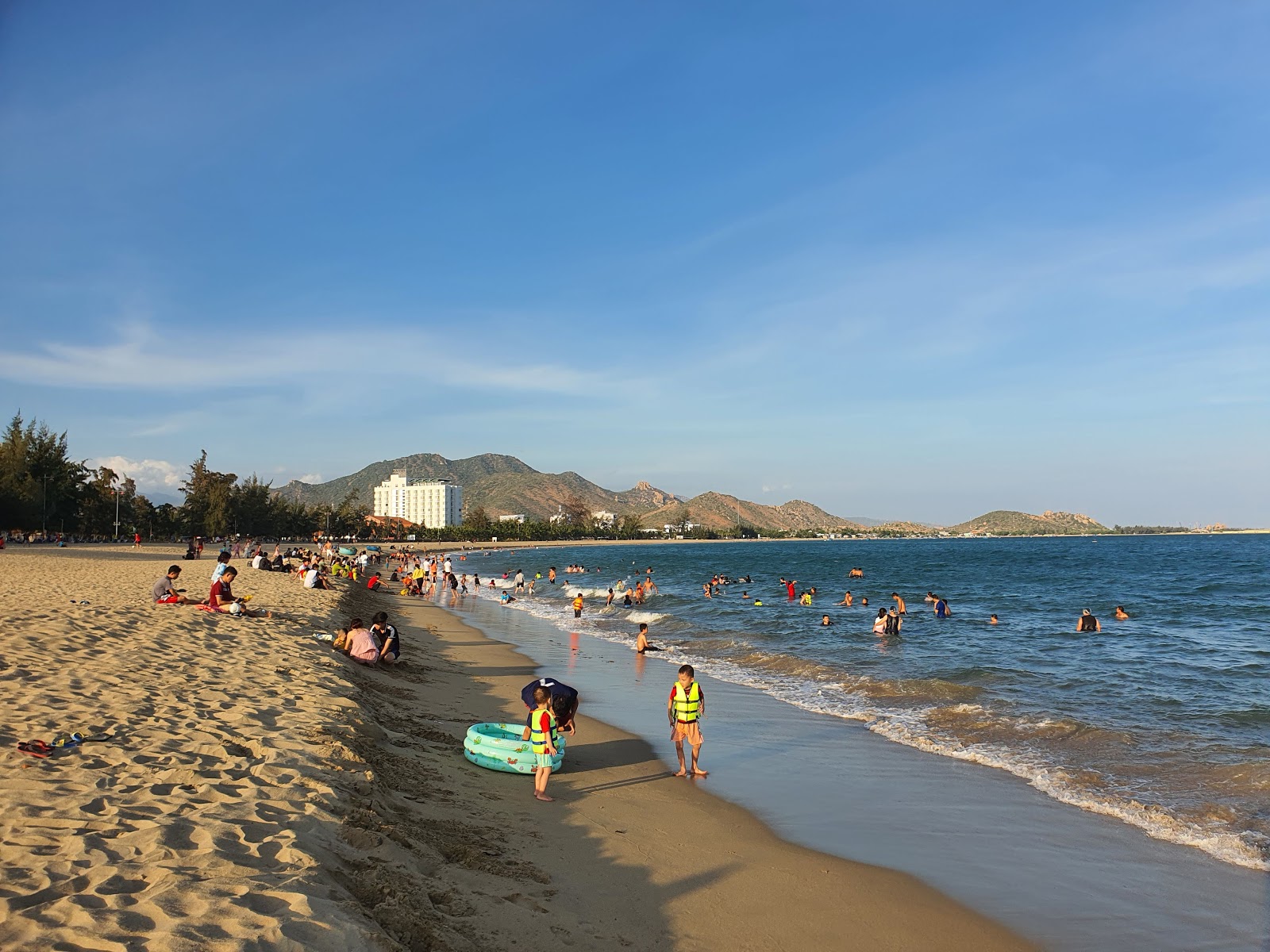 Ninh Chu beach'in fotoğrafı - rahatlamayı sevenler arasında popüler bir yer