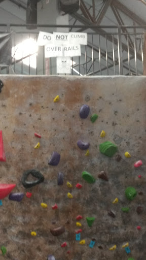 Rock Climbing Gym «Hangar 18 Indoor Climbing Gym - Riverside», reviews and photos, 6935 Arlington Ave, Riverside, CA 92503, USA