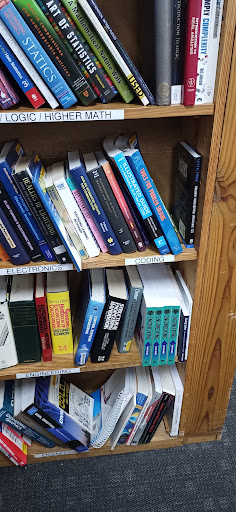 Book Store «Half Price Books», reviews and photos, 1321 SE Everett Mall Way, Everett, WA 98208, USA