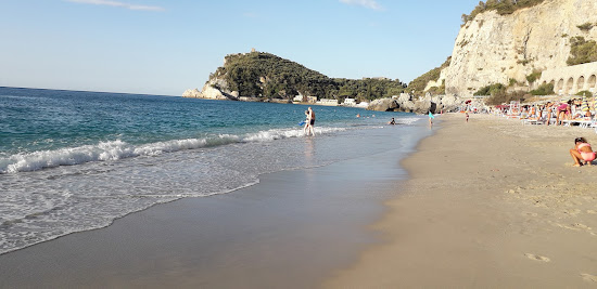 Spiaggia dei Saraceni