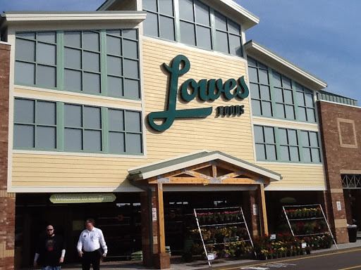 Grocery Store «Lowes Foods on South College Road», reviews and photos, 341 S College Rd #37, Wilmington, NC 28403, USA
