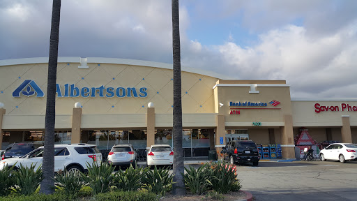 Grocery Store «Albertsons», reviews and photos, 940 N Tustin St, Orange, CA 92867, USA