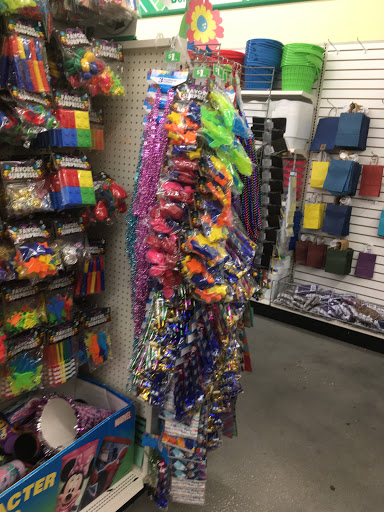 Dollar Store «Dollar Tree», reviews and photos, 3201 Rolling Oaks Blvd, Kissimmee, FL 34747, USA