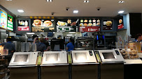 Atmosphère du Restauration rapide McDonald's à Fontaine - n°6
