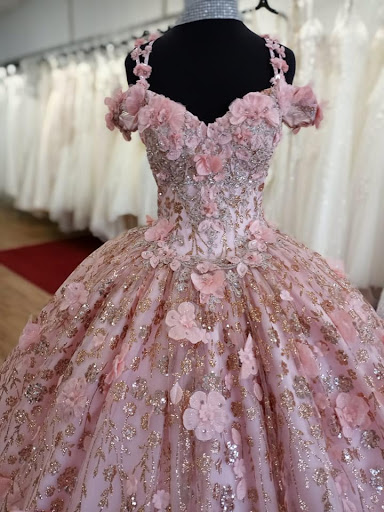 Bridal Shop «Bridal & Quince Amelia Alvillar», reviews and photos, 1718 N Zaragoza Rd, El Paso, TX 79936, USA