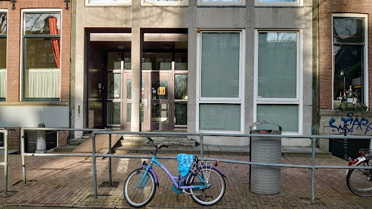 Public Elementary School De Burght Herengracht 34, 1015 BL Amsterdam