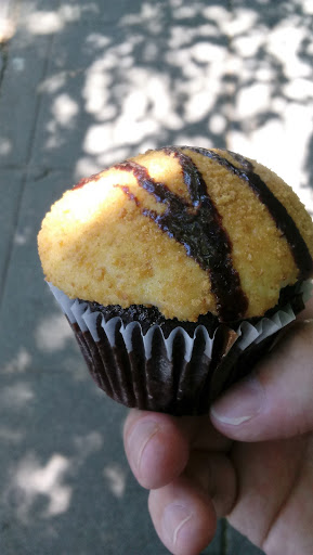 Bakery «Let Them Eat Cake», reviews and photos, 310 C St, Davis, CA 95616, USA