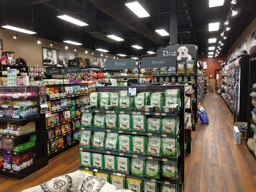 Pet Supply Store «Pet Valu», reviews and photos, 1611 Boston Post Rd, Milford, CT 06460, USA