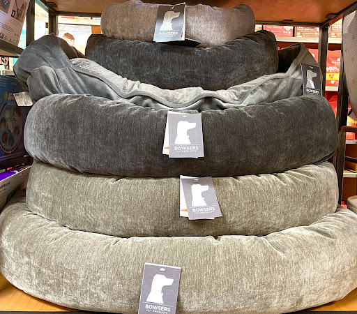 Pet Supply Store «Wag Pet Market LLC», reviews and photos, 2703 N Proctor St, Tacoma, WA 98407, USA