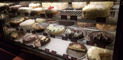 Restaurant «The Cheesecake Factory», reviews and photos, 1701 Sunrise Hwy, Bay Shore, NY 11706, USA