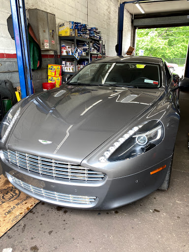 Tire Shop «Nassau Shores Auto», reviews and photos, 5200 Merrick Rd, Massapequa, NY 11758, USA