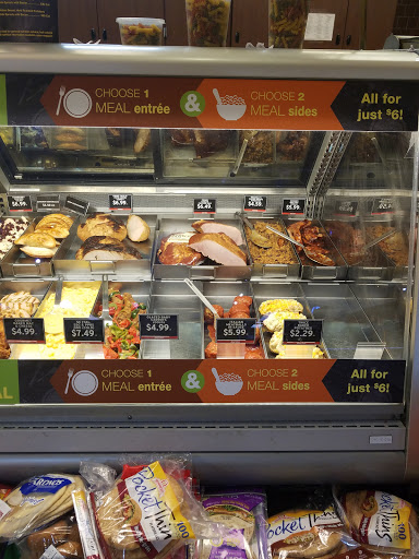 Grocery Store «Jewel-Osco», reviews and photos, 1660 Larkin Ave, Elgin, IL 60120, USA