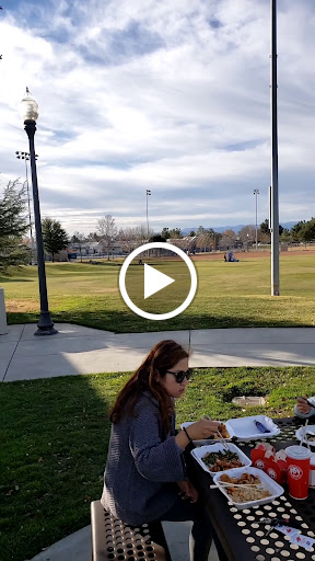 Park «Bridgeport Park», reviews and photos, 23520 Bridgeport Ln, Santa Clarita, CA 91355, USA