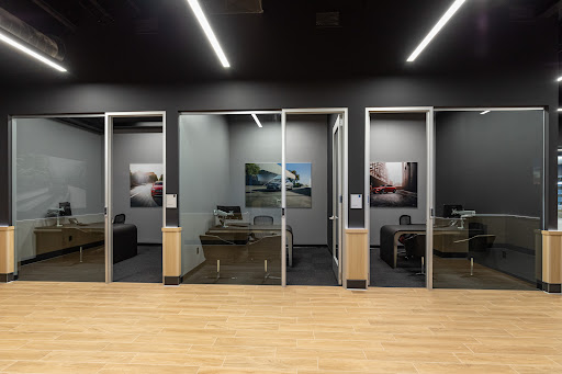 Mercedes Benz Dealer «Feldmann Imports Mercedes-Benz», reviews and photos, 4901 American Blvd W, Bloomington, MN 55437, USA