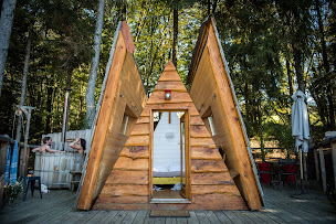 Photo n°11 de Les cabanes dans les arbres à Beaumontois-en-Périgord ()