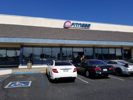 Health Club «24 Hour Fitness», reviews and photos, 1090 N Main St, Manteca, CA 95336, USA