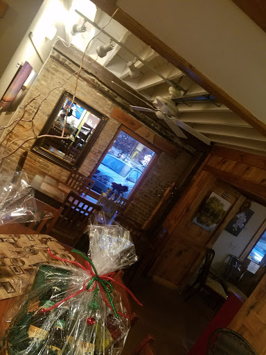 Pop More Corks, 617 W Main St, Lake Geneva, WI 53147, USA, 