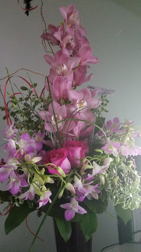 Florist «Century Flower Market», reviews and photos, 4701 W Century Blvd, Inglewood, CA 90304, USA