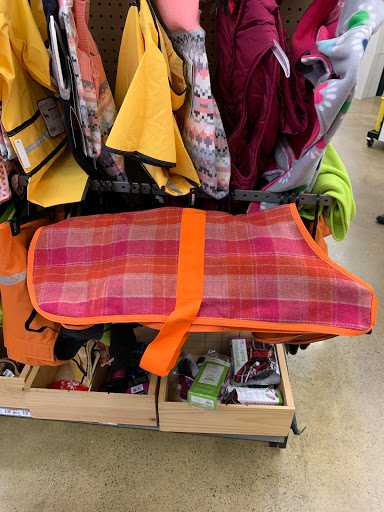 Pet Supply Store «Pet Supplies Plus», reviews and photos, 531 Monroe Ave, Rochester, NY 14607, USA