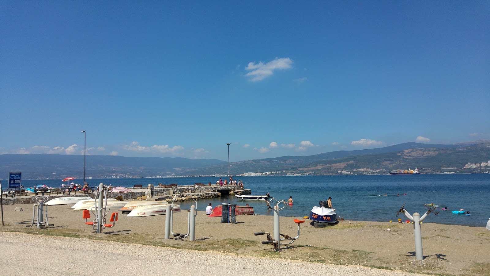 Gemsaz beach'in fotoğrafı - Çocuklu aile gezginleri için önerilir