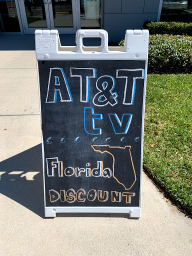 Cell Phone Store «AT&T», reviews and photos, 1812 N Westshore Blvd, Tampa, FL 33607, USA